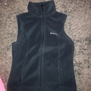 Columbia vest